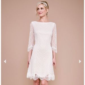 New Tadashi Shoji Bridal Matilda Long Sleeve Embroidered Mini Wedding Dress 0 XS